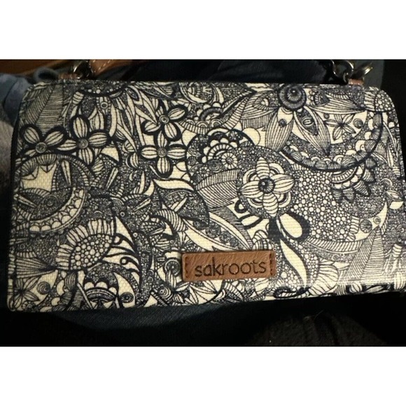 SAKROOTS Navy Spirit Desert Artist Circle Crossbody Zip Wallet Bag/Wristlet - Picture 5 of 13